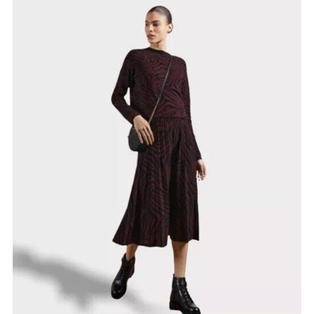 Ted Baker Martiy Oxblood Zebra Jacquard Sweater Cropped Soft Size 1 US 4